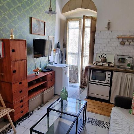 Casa Alice Lägenhet Palermo Exteriör bild